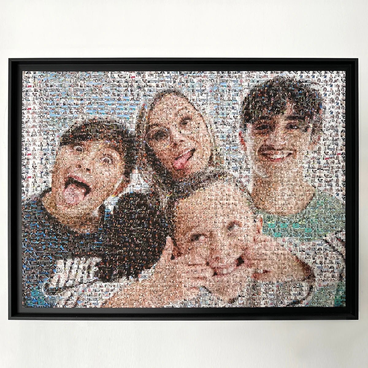 Photo mosaïque d'une famille - Maximum de 4 visages - Studio Pop Art